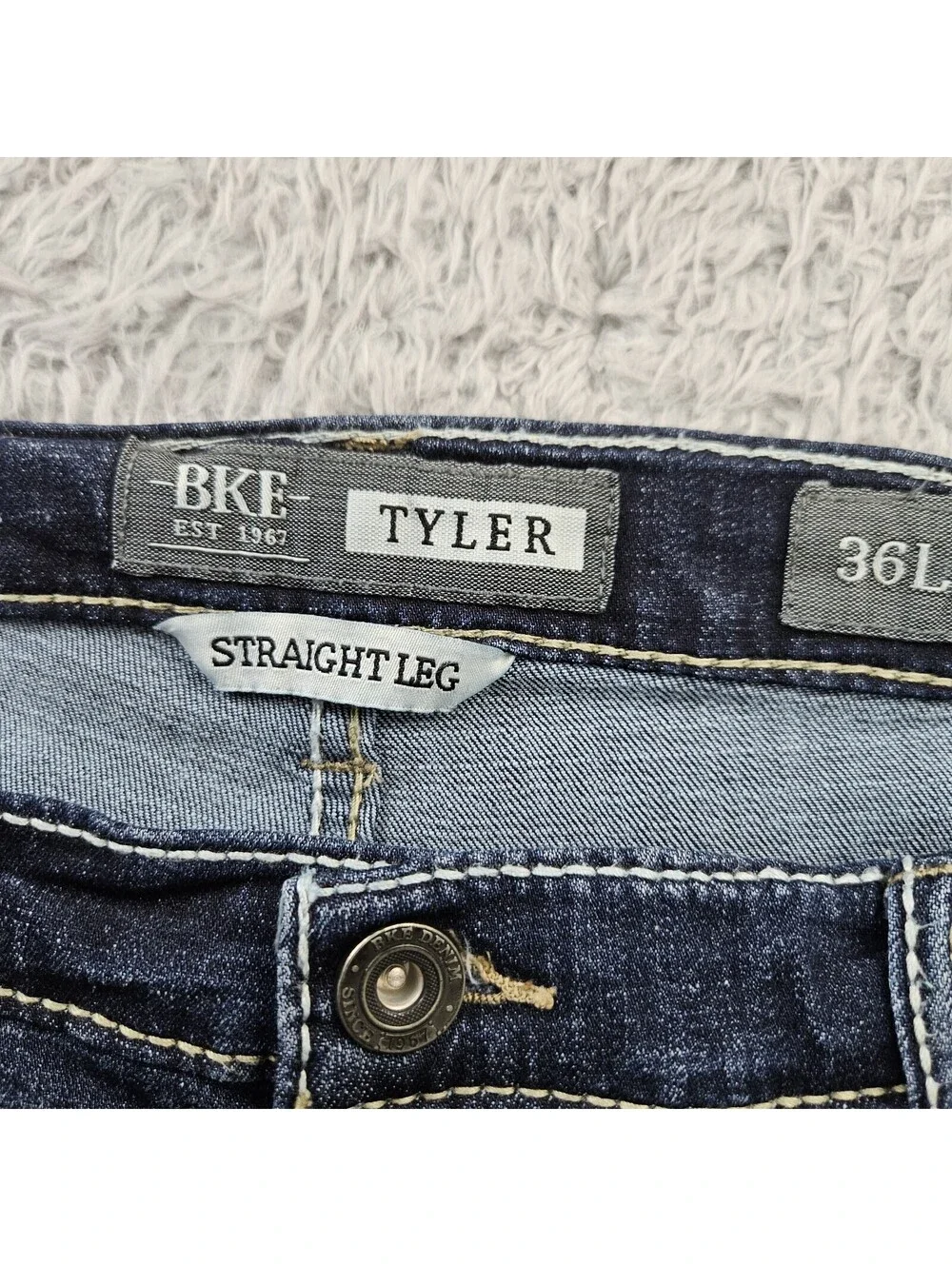 BKE TYLER Jeans Men Straight Leg 36L (Fits 36x34) Whiskering Fades Stretch Denim